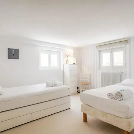 La Charmante Maison Blanche Casa de Férias
