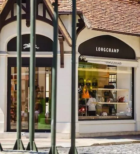 펜션 La Charmante Maison Blanche