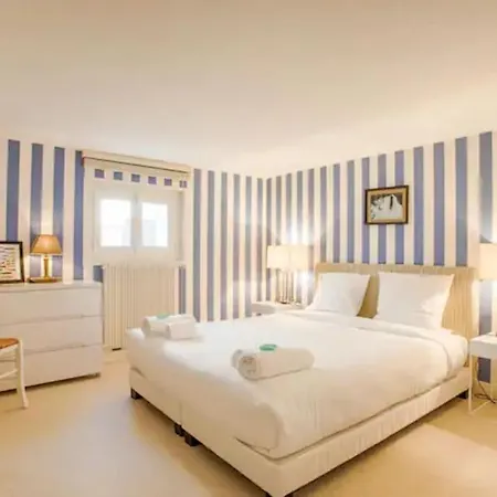 La Charmante Maison Blanche