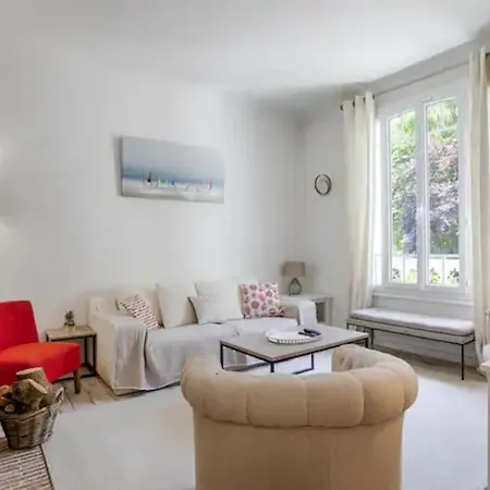 La Charmante Maison Blanche Ferienhaus Deauville