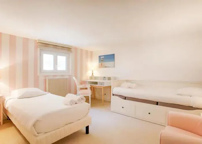 La Charmante Maison Blanche Deauville