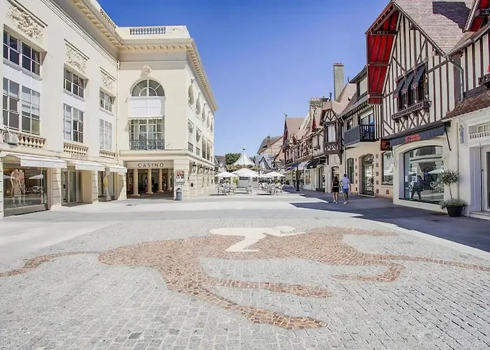 La Charmante Maison Blanche Holiday home