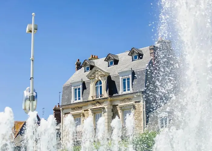 La Charmante Maison Blanche Holiday home Deauville